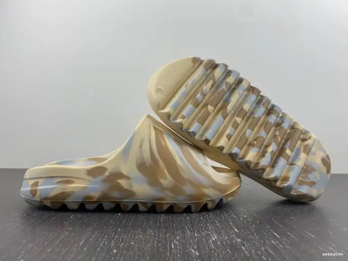Adidas Yeezy GW1932 Slide 0531